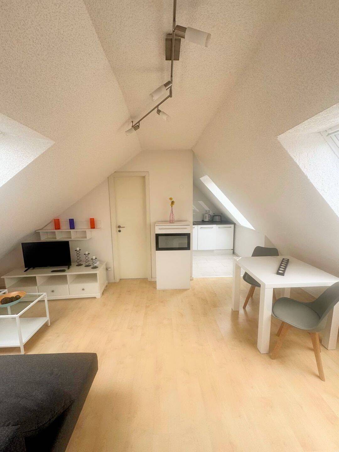 Loft-Studio in Friedrichstadt, 40215 Düsseldorf (Friedrichstadt)