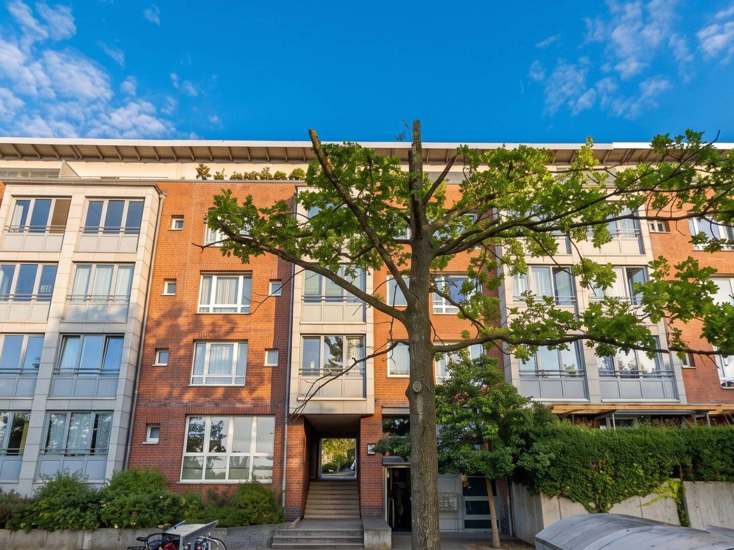 In Renovierung: Familiengerechte 3-Zimmer-Wohnung mit Wintergarten in Hannover, 30539 Hannover