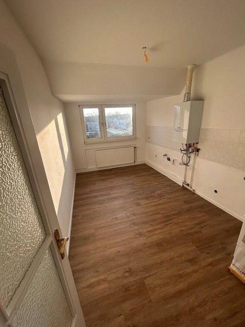 Helle Dachgeschosswohnung mit gemütlichem Grundriss in zentraler Wohnlage von Hamm, 59063 Hamm (Berge Hamm-Mitte Lohauserholz Rhynern Westtünnen)