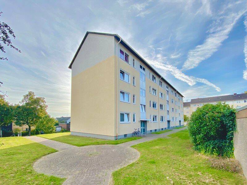 2-Zi.-Wohnung mit Balkon in Leverkusen!, 51373 Leverkusen (Bürrig Küppersteg Rheindorf Wiesdorf)
