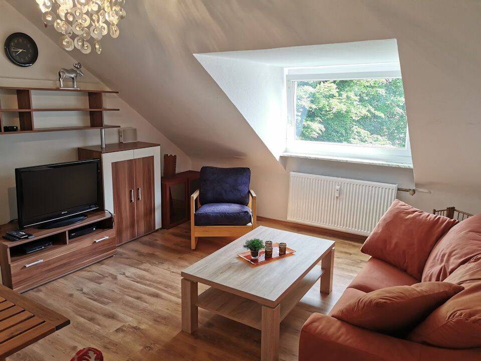 Idyllische Dachgeschosswohnung in ruhiger Lage von Troisdorf-Spich, 53842 Troisdorf