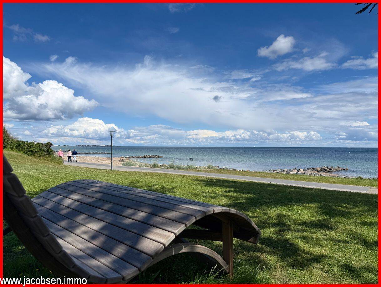 Den Urlaub nahe der Ostsee genießen – Ferienwohnung über zwei Etagen mit Balkon, 24398 Brodersby