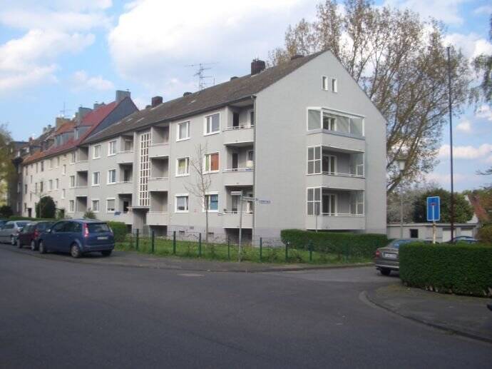 Gemütliche Zwei-Zimmer-Wohnung mit Balkon, 51065 Köln (Mülheim Buchforst Buchheim)