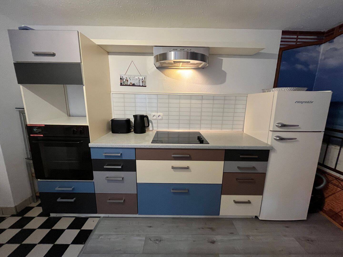 Modern möblierte oder teilmöblierte gepflegte 2-Zimmer-Wohnung in Bühlertal, 77830 Bühlertal