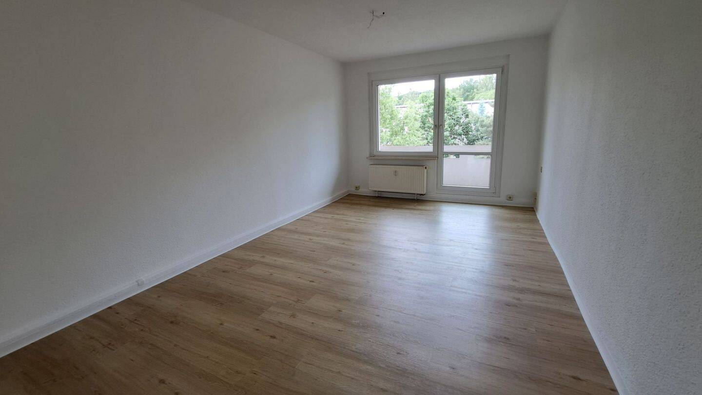 Hochwertige 4-Zimmer-Wohnung mit Balkon und Blick ins Grüne in Crossen an der Elster, 7613 Crossen an der Elster