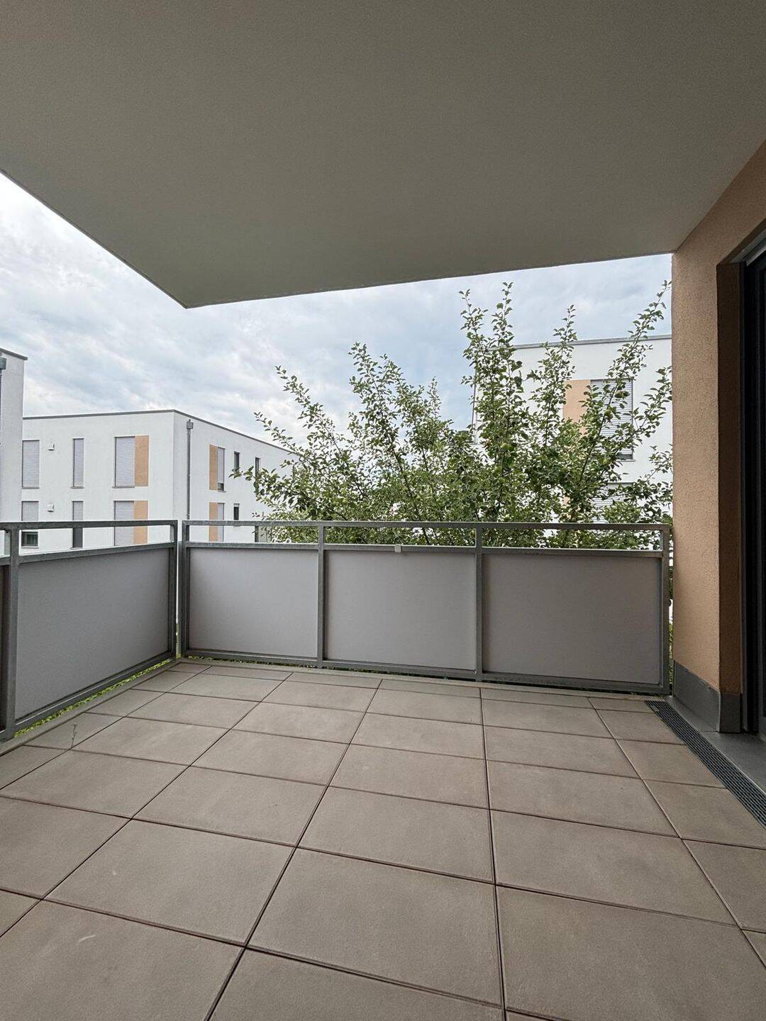 Mietwohnung, 3 Zimmer, 76 m², in Regensburg, 93055 Regensburg (Brandlberg-Keilberg Burgweinting-Harting Innenstadt Ostenviertel Schwabelweis)