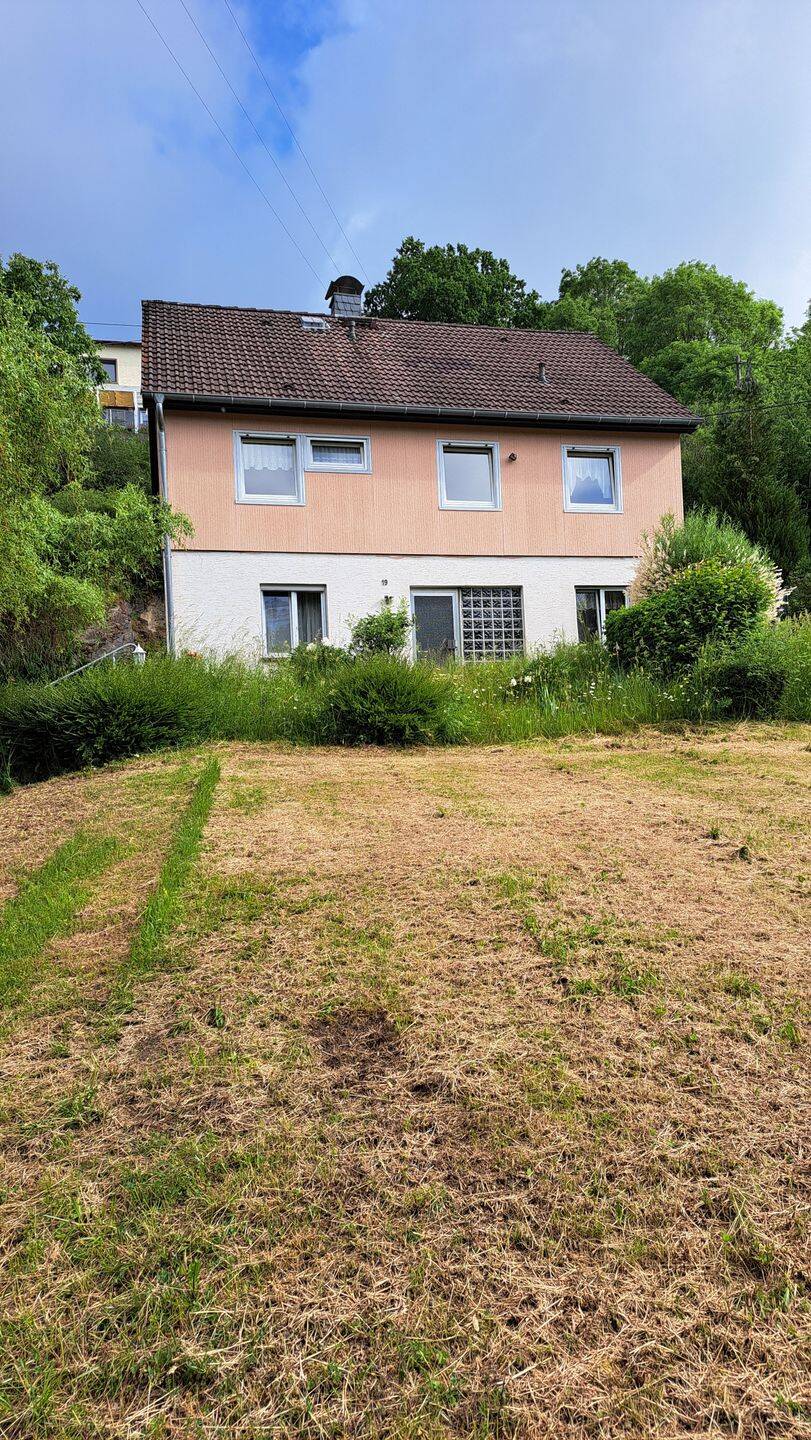 Einfamilienhaus in der Eifel zuverkaufen., 54552 Strotzbüsch