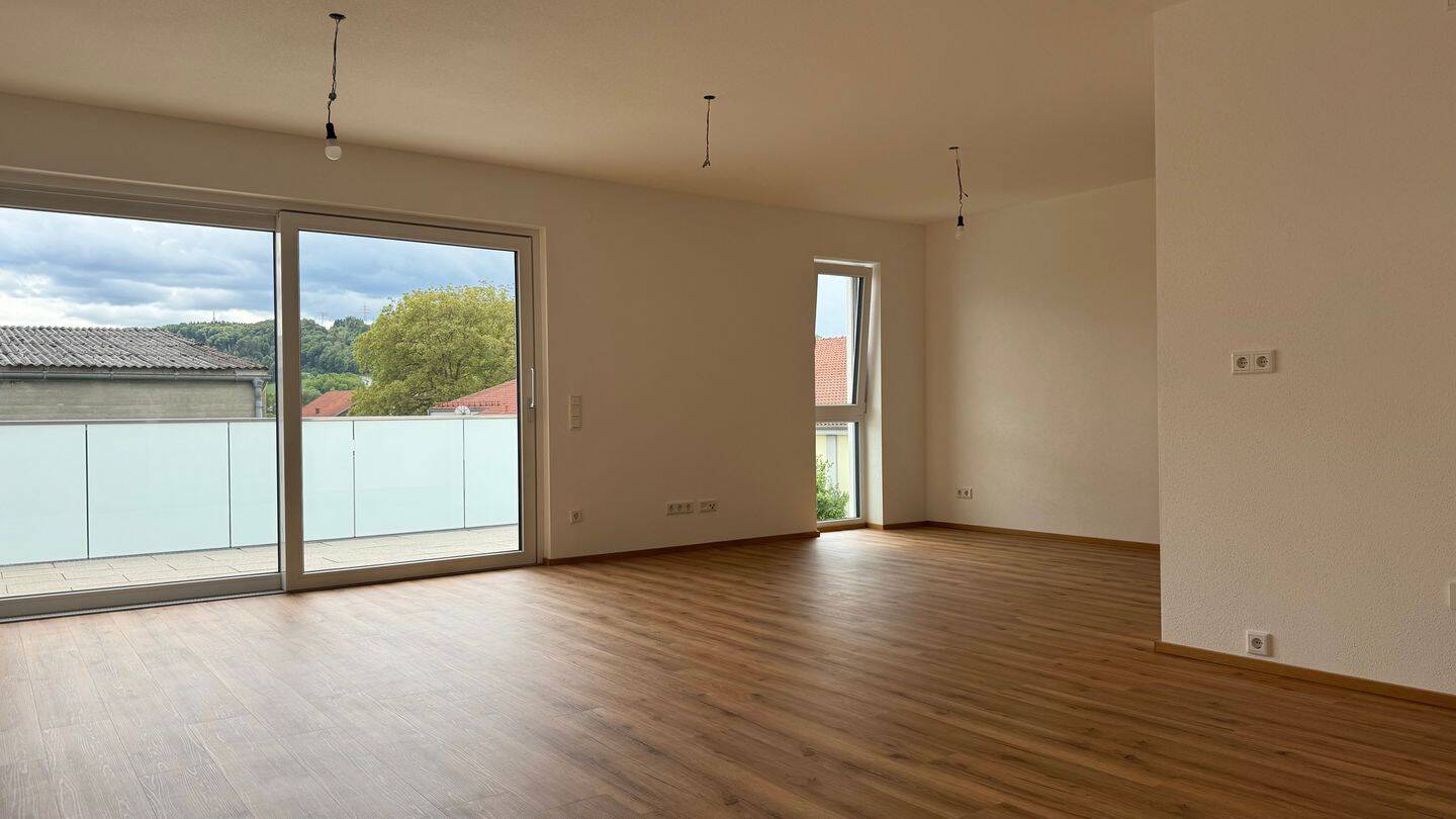 Moderne 3-Zimmer-Neubauwohnung mit Südbalkon und Tiefgaragenstellplatz – ab sofort provisionsfrei verfügbar, 92345 Dietfurt a.d. Altmühl