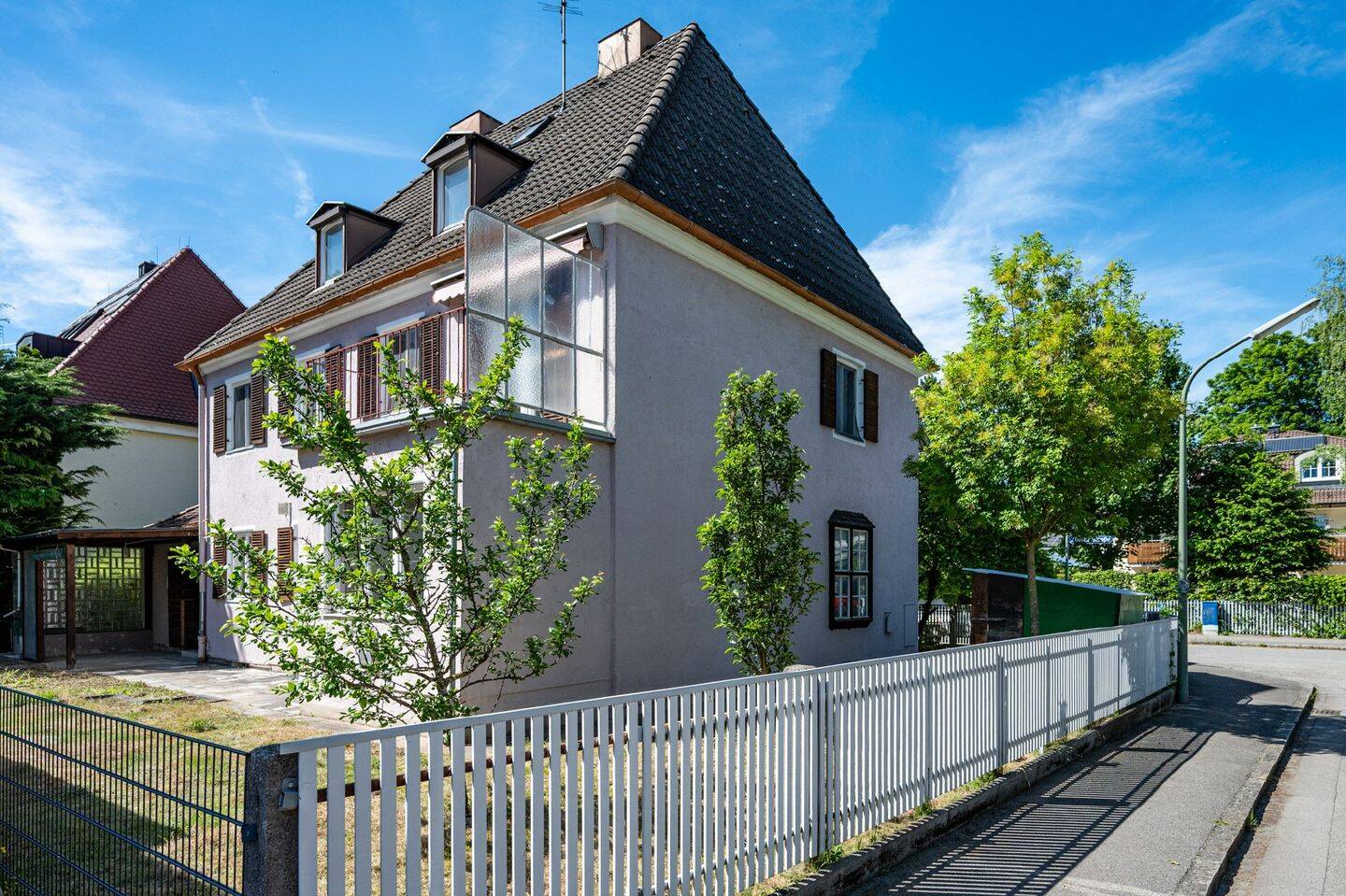 AIGNER – Charaktervolles Kaffeemühlenhaus mit Potential – in begehrter Lage von Laim, 80689 München (Hadern Laim Pasing-Obermenzing)