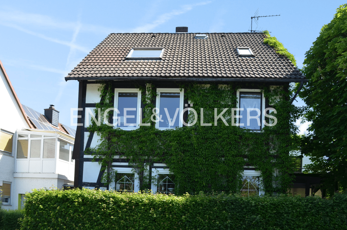 Großzügiges Zweifamilienhaus mit Bungalow!, 37194 Bodenfelde
