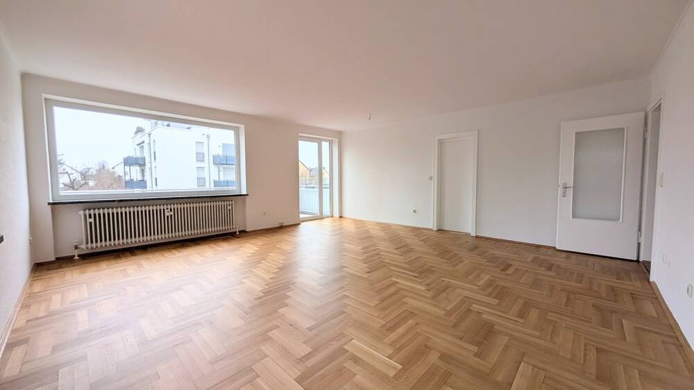 Helle, großzügige 3-Zimmer-Wohnung in ruhiger, guter Lage Bayreuths – sofort verfügbar!, 95447 Bayreuth (Altstadt Birken Glocke Meyernberg Saas)