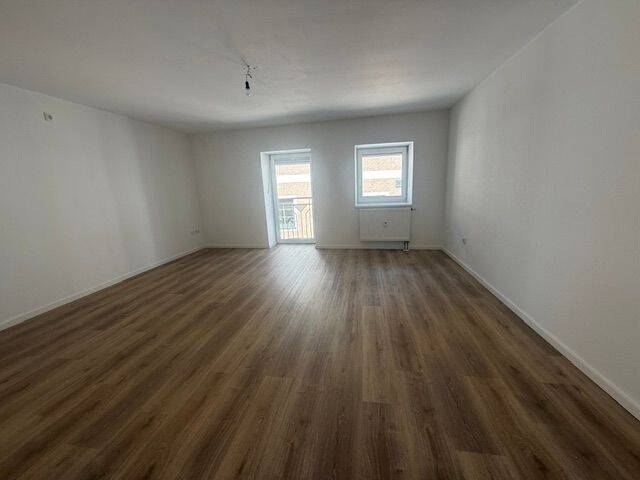 Waldkirchen Zentrum – Hochwertig sanierte 4-Zimmer Wohnung mit ST und Keller im Herzen von Waldkirchen, 94065 Waldkirchen
