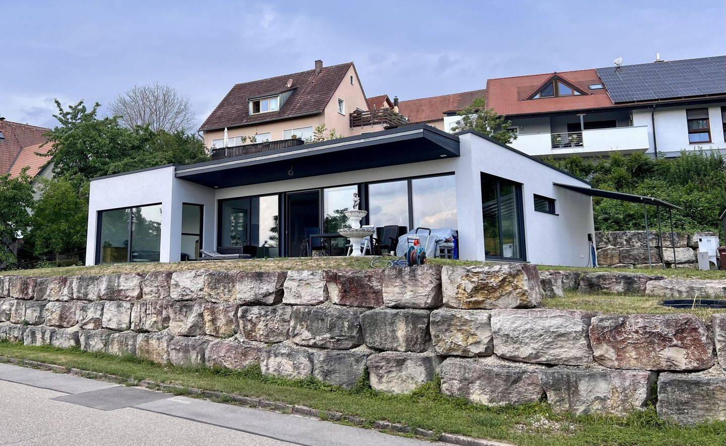 Moderner Bungalow mit Einliegerwohnung und tollem Weitblick, 91729 Haundorf
