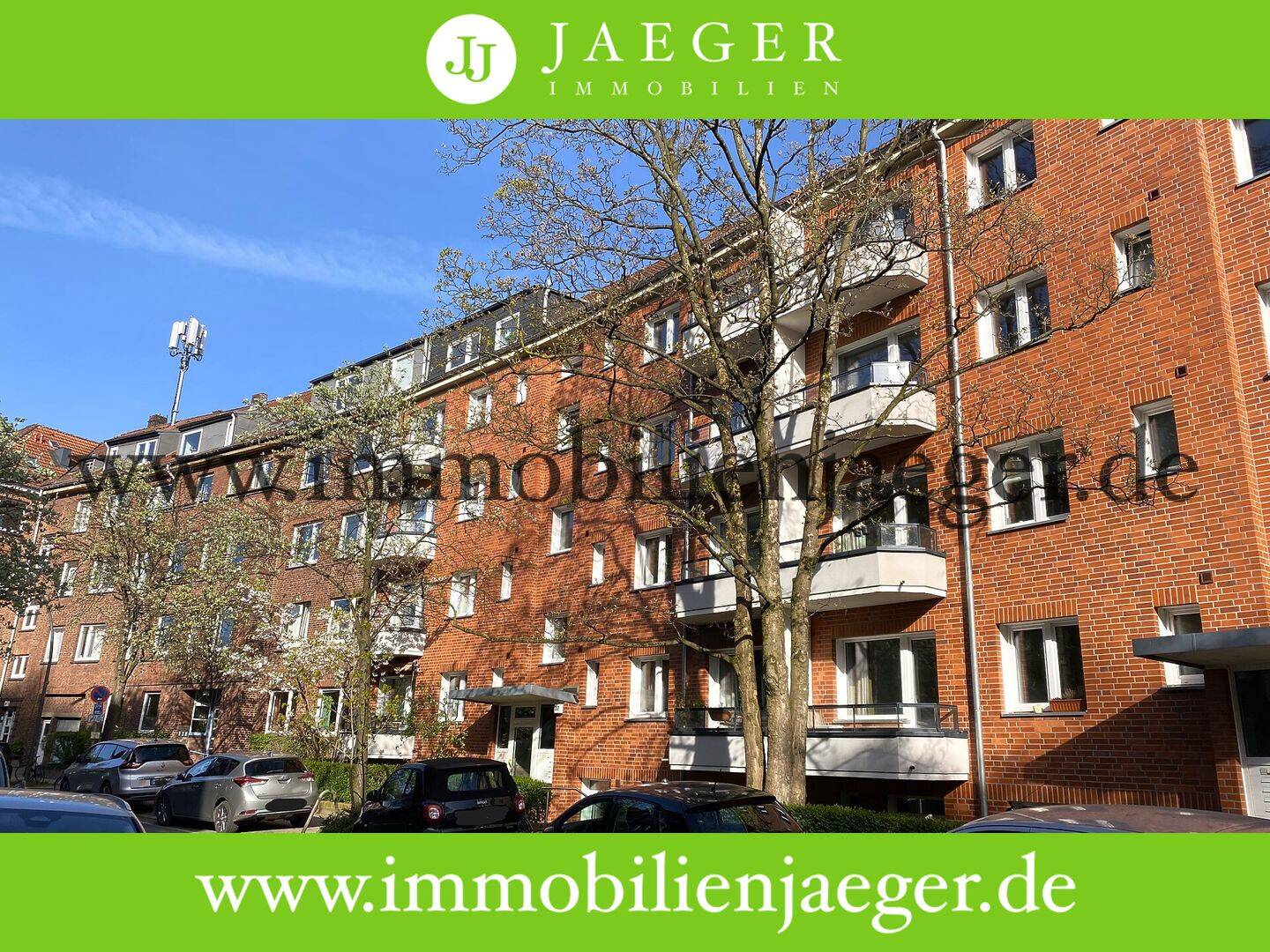 Winterhude Stadtpark – Modernisierte Dachwohnung mit Parkett – Balkon-Cabriofenster – ab sofort, 22301 Hamburg (Hamburg-Nord Winterhude)