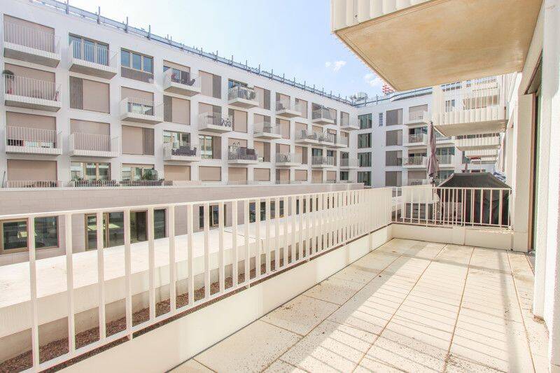 Ab September: Großzügige Terrassenwohnung zum Erstbezug, 81248 München (Aubing-Lochhausen-Langwied)