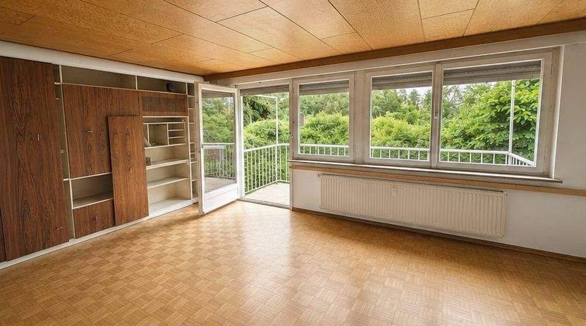 3-Zimmer mit Einbauküche, Parkett & Sonnenbalkon + Garten, 73547 Lorch