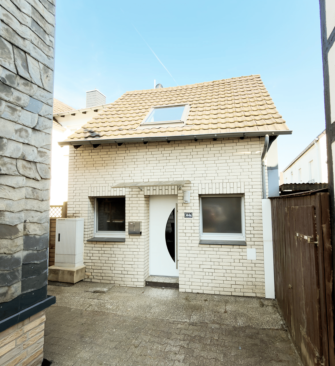 Einziehen & Wohlfühlen: modernisiertes Haus mit Garten & Terasse, 51381 Leverkusen (Bergisch Neukirchen Lützenkirchen Quettingen)