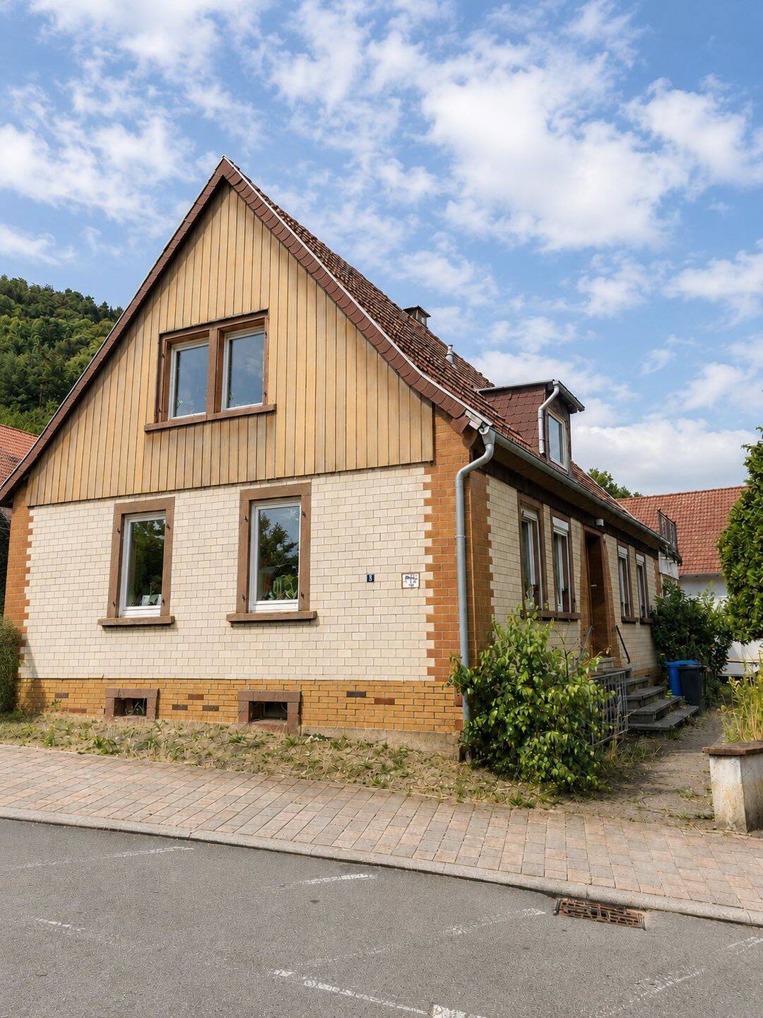 Attraktiver Kaufpreis – individuelle Gestaltungsmöglichkeiten Einfamilienhaus in Hauenstein, 76846 Hauenstein