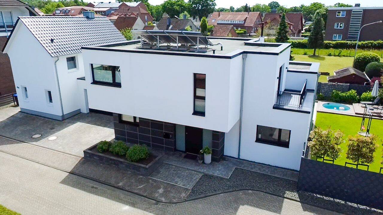 Architektenhaus mit Pool-Lounge, Doppelgarage und separatem Wohnhaus!, 26133 Oldenburg (Oldb) (Kreyenbrück)