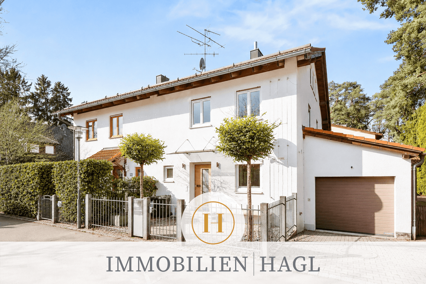 Stilvolle Doppelhaushälfte in zentraler Lage von Baldham, 85598 Vaterstetten