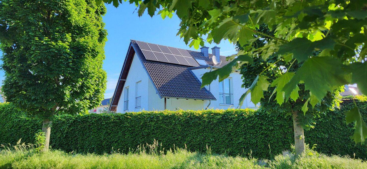 Großzügiges Familien Domizil mit ruhiger Nachbarschaft-Provisionsfrei, 51375 Leverkusen (Schlebusch)