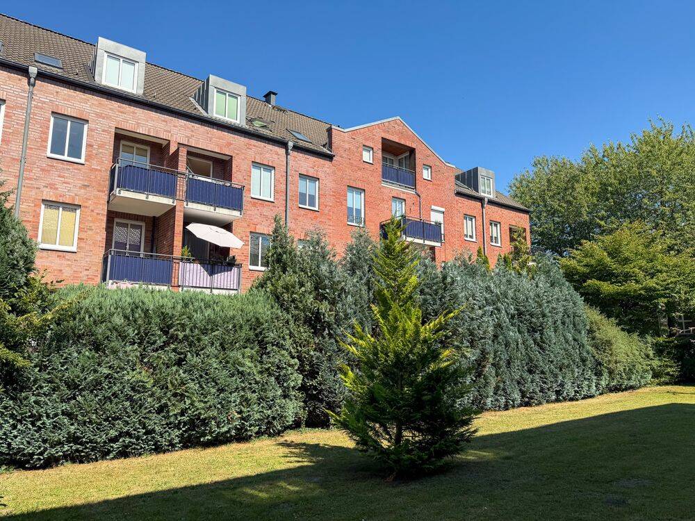 Helle 2-Zimmer-Wohnung mit Südwest-Loggia in zentraler Lage von HH-Rahlstedt, 22149 Hamburg (Wandsbek Rahlstedt Tonndorf)
