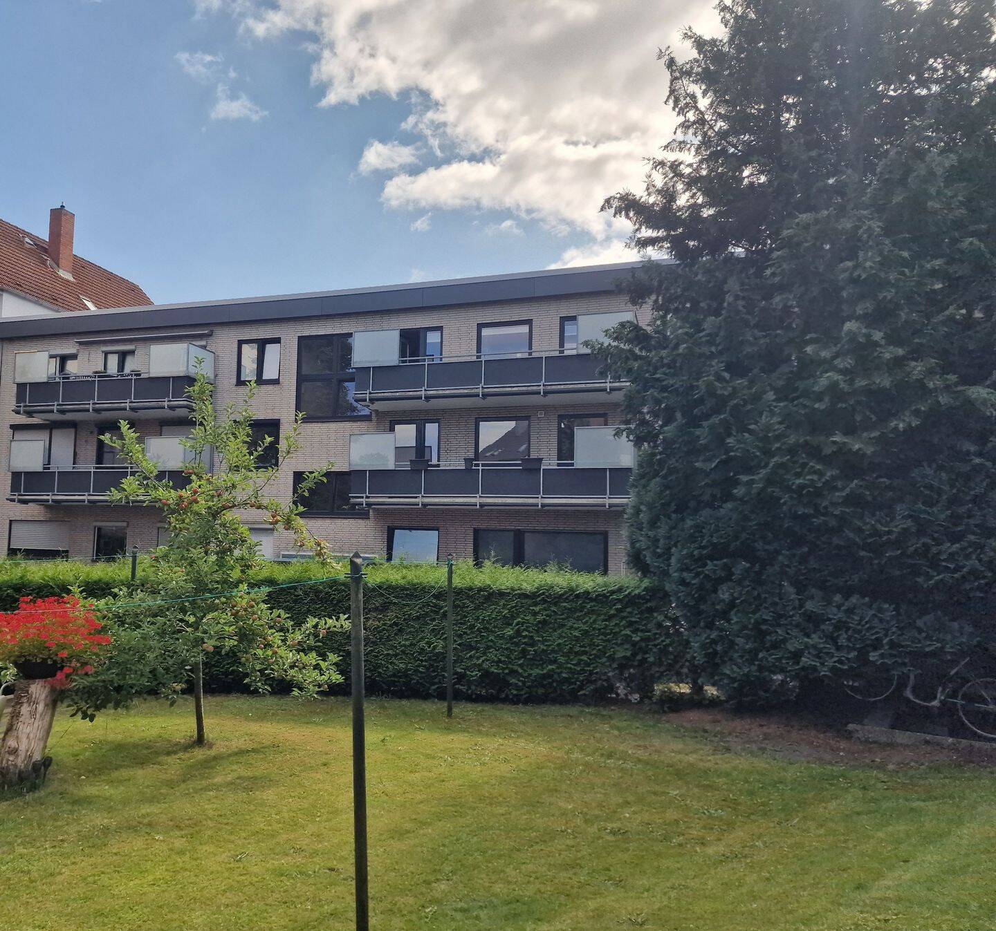 Wohnen in gefragter Lage am Kurpark – 2 Zimmer mit sonnigem Südwestbalkon, 23611 Bad Schwartau