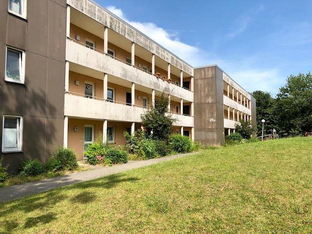 Neue Wohnung, neues Glück! Günstig geschnittene 2-Zi.-Wohnung, 24109 Kiel (Hasseldieksdamm Mettenhof)