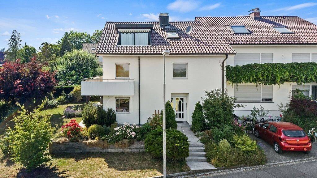 Haus mit Weitblick: viel Raum, schöner Garten und Bodenseesicht, 78465 Konstanz