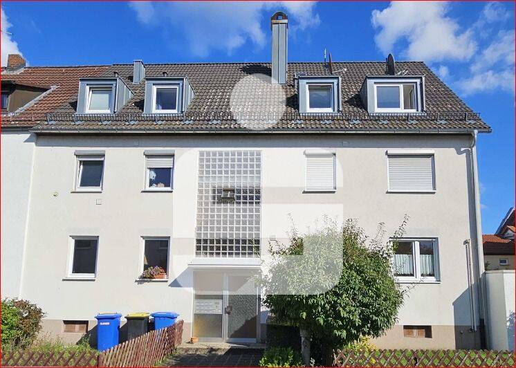 Feines kleines Apartment in ruhiger Stichstraße…Dachstudio in Nürnberg-Nord/Ziegelstein, 90411 Nürnberg