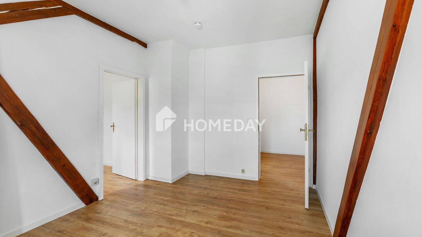 Über den Dächern Mannheims: Bezugsfreie 2-Zimmer-Altbauwohnung im Dachgeschoss!, 68167 Mannheim (Neckarstadt Wohlgelegen)