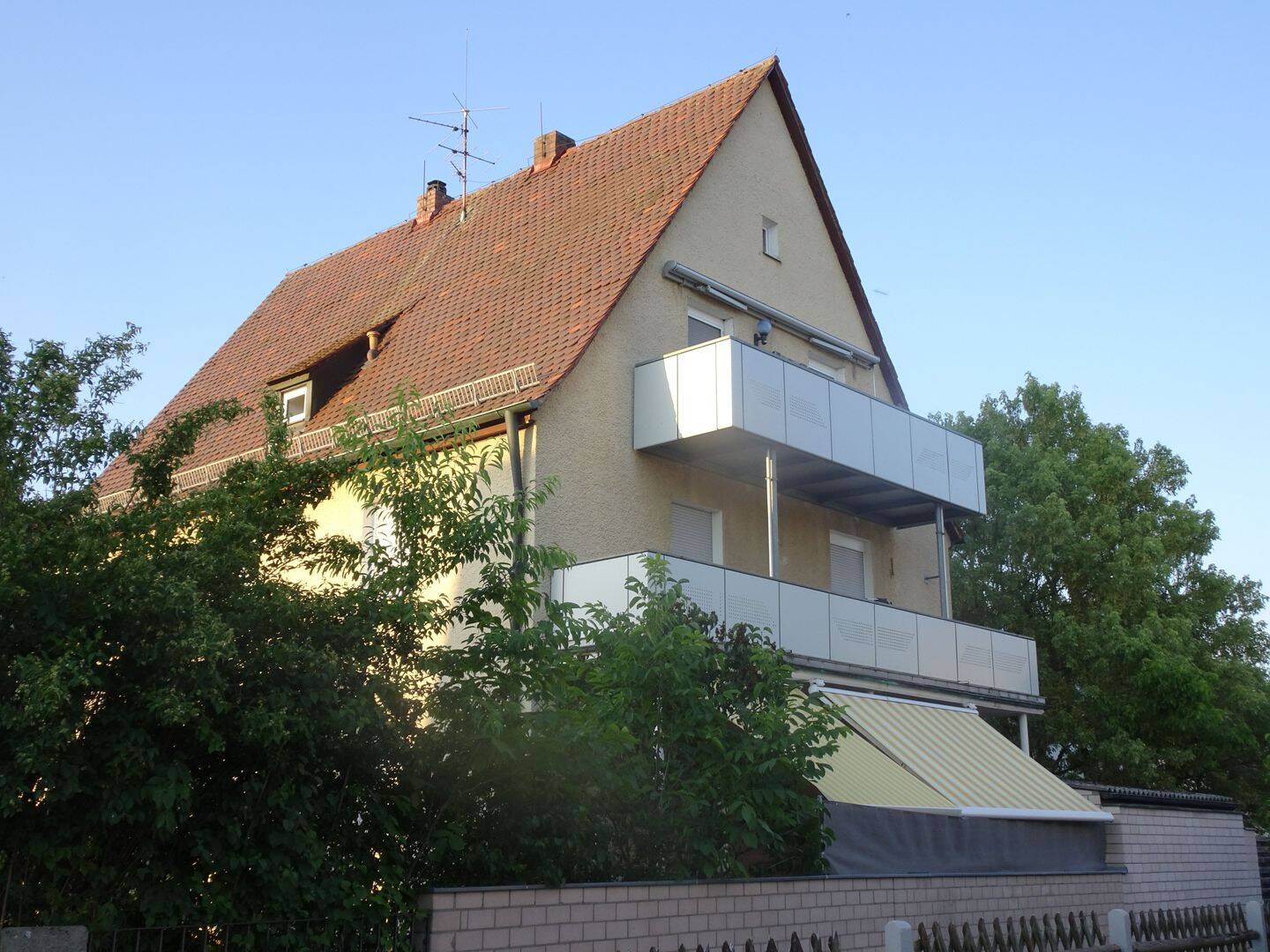Moderne 3-Zi–Wohnung mit großem Südbalkon, 90537 Feucht