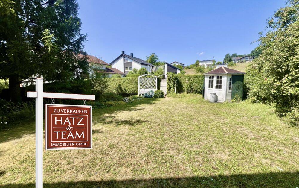 Charmantes Einfamilienhaus mit Potenzial auf tollem Grundstück in Neukirchen am Inn!, 94127 Neuburg a. Inn