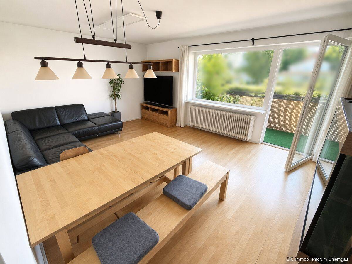 3,5-Zimmer Wohnung mit Südbalkon u. Fahrstuhl, zentrumsnah in Traunstein  – gut vermietet!, 83278 Traunstein