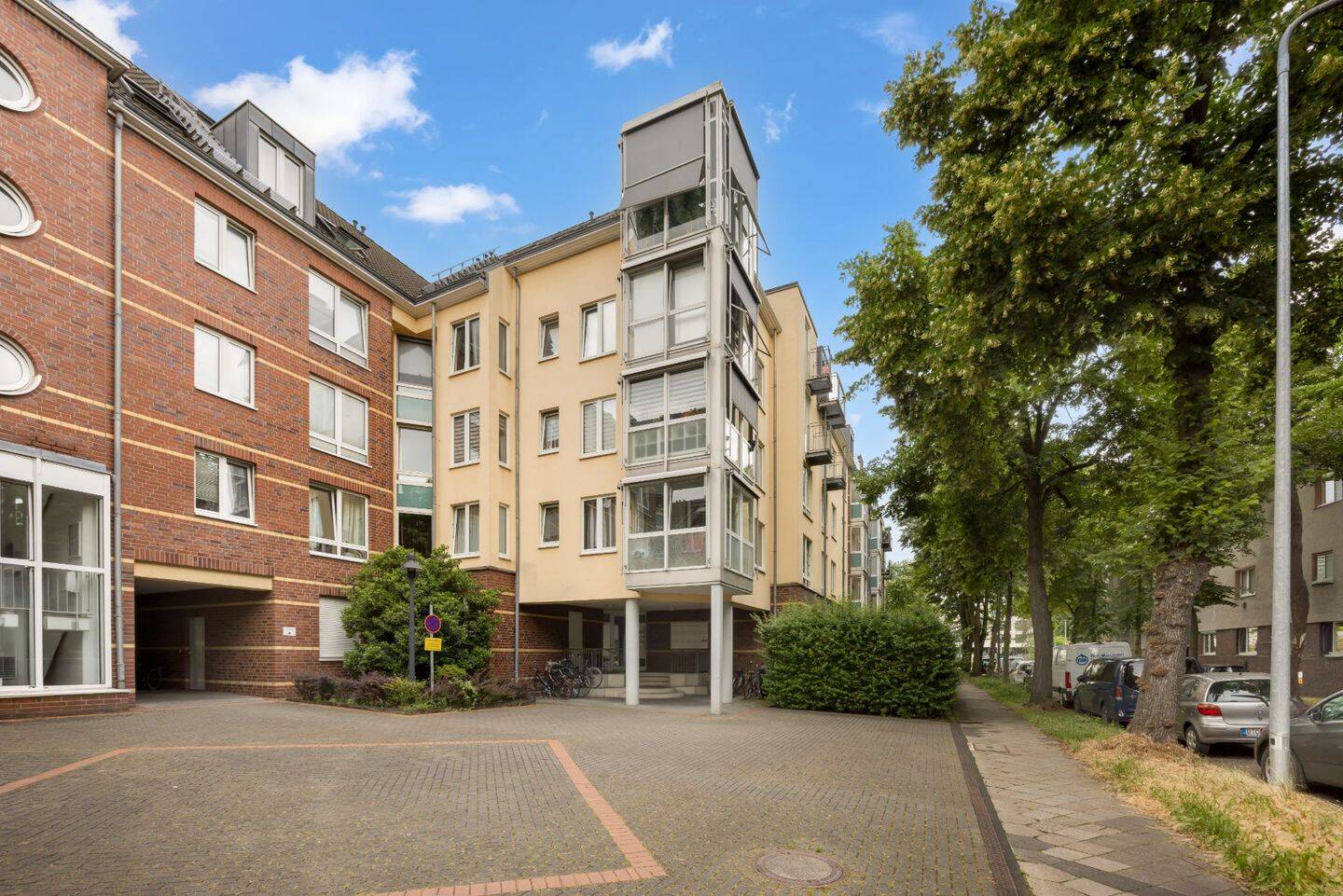 Maisonette im Erbbaurecht: Wohnkomfort auf zwei Ebenen in Düsseldorf-Benrath, 40597 Düsseldorf (Benrath Hassels Urdenbach)