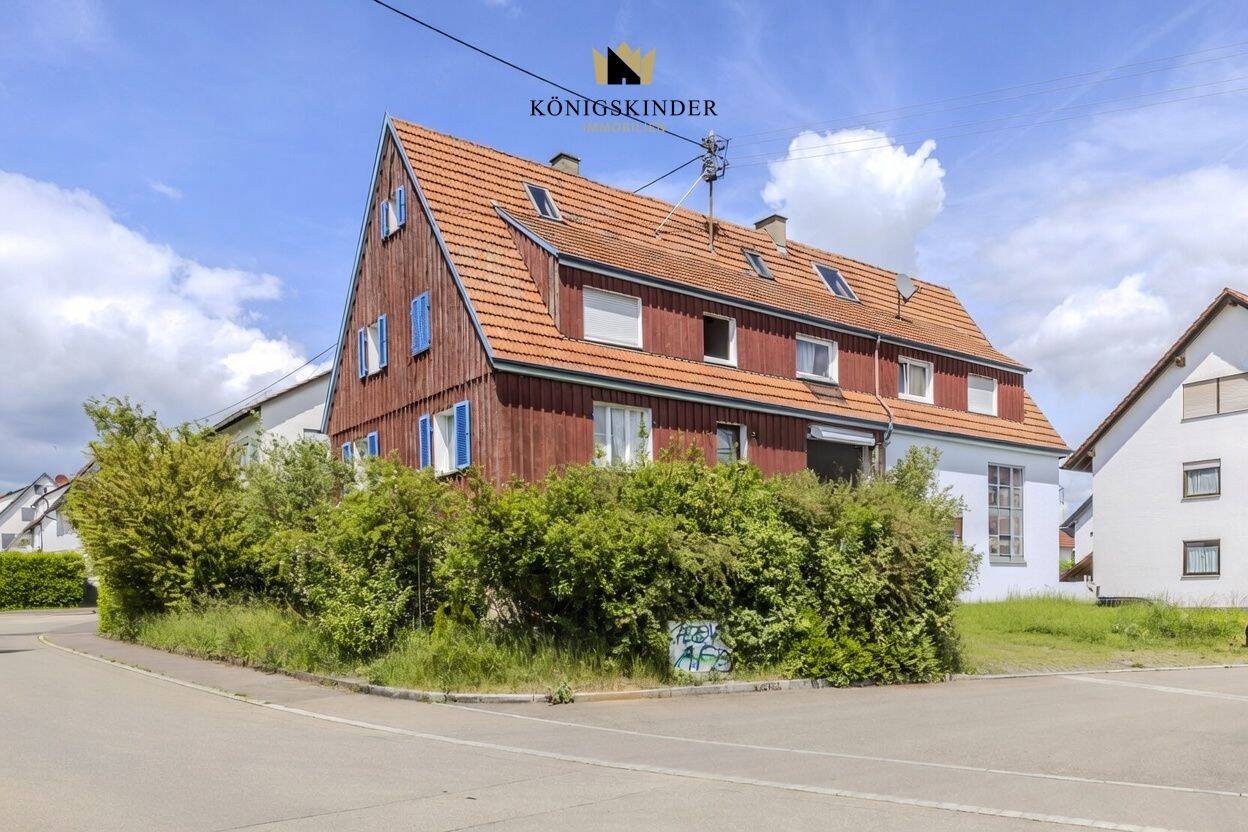 Mehrfamilienhaus mit soliden Mieterträgen in ruhiger Wohnlage von Sickenhausen, 72768 Reutlingen
