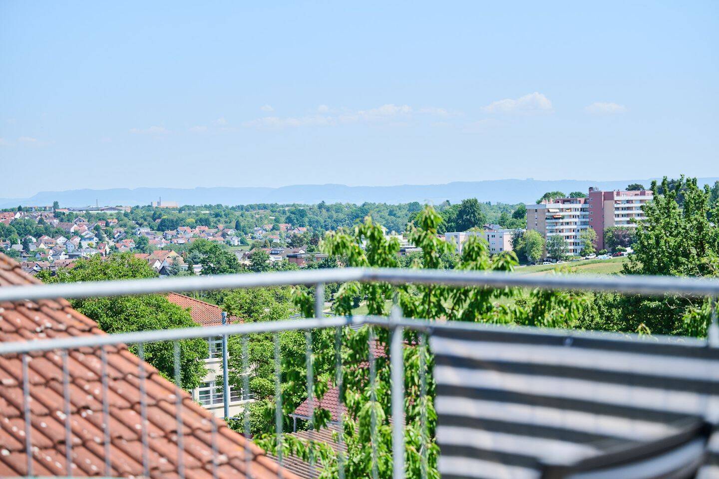140 m² Wohnkomfort | 4,5 Zimmer | Große Sonnenterrasse | TG-Stellplatz, 70794 Filderstadt