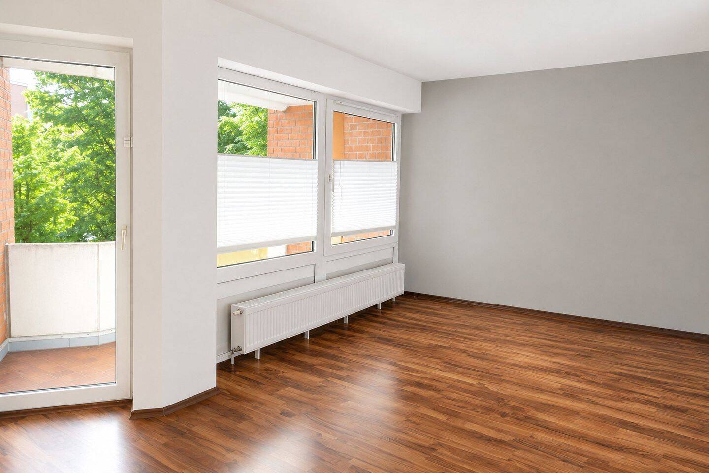 Gut geschnittene 2-Zimmer-Wohnung mit Tiefgaragenstellplatz und Balkon in Hannover-Davenstedt, 30455 Hannover