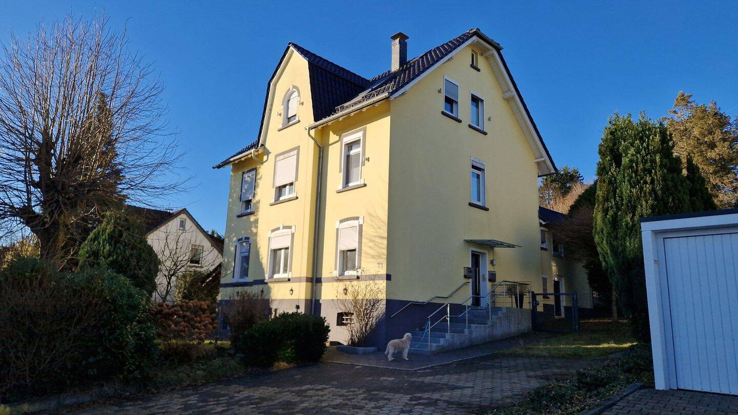3,5-Zimmer-Wohnung mit Privatgarten in Zweifamilienhaus, sanierter Altbau, Innenstadtlage, 42477 Radevormwald