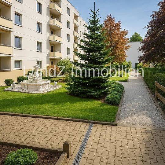 Helle Eigentumswohnung mit Balkon und eigenem Stellplatz., 52353 Düren