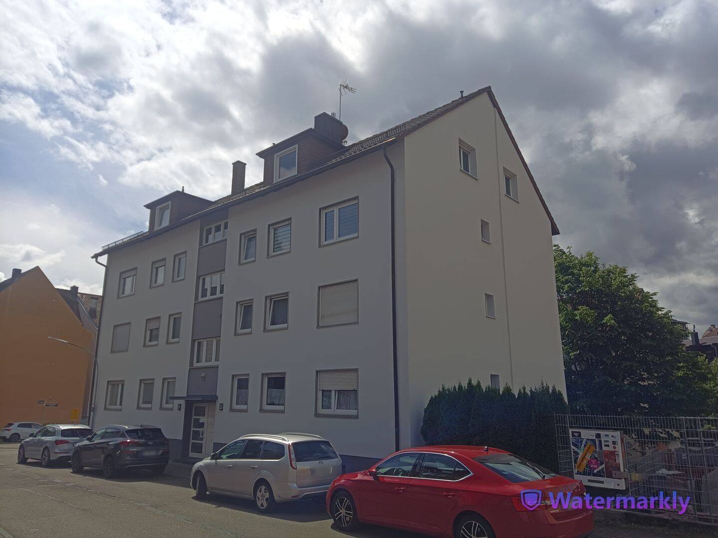 Frisch modernisierte 4-Zimmer-Wohnung mit Garage (inkl. Wallbox) in PF-Brötzingen, 75179 Pforzheim