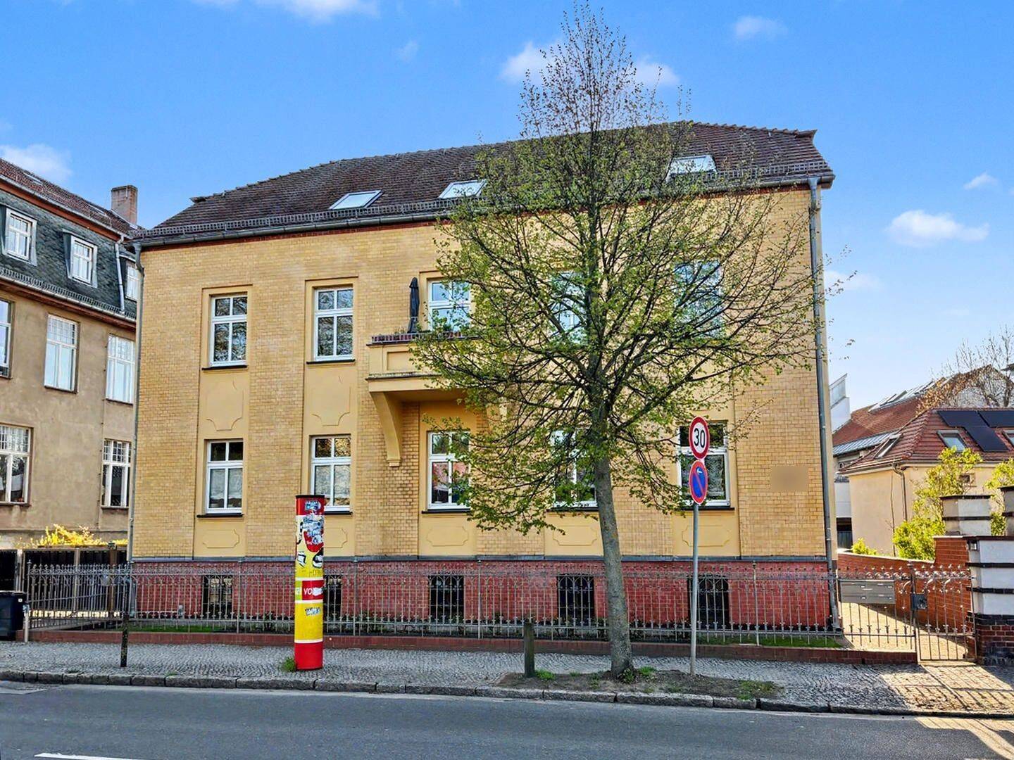 Gepflegtes und vollvermietetes 3-Parteienhaus in Potsdam-Drewitz, 14480 Potsdam (Am Stern Drewitz Kirchsteigfeld)