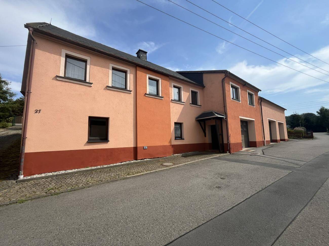 Wohngebäude und Garagen-/Werkstattgebäude, 9548 Seiffen/Erzgeb.