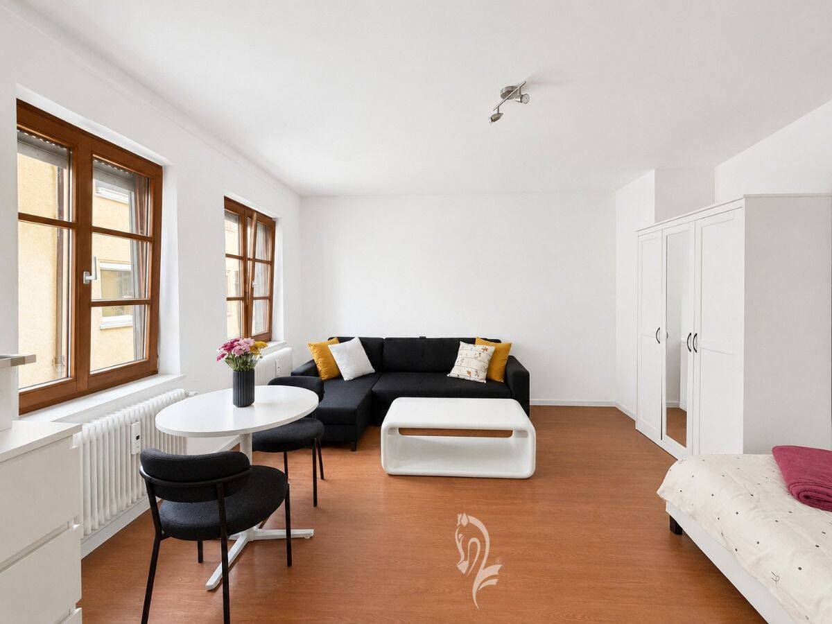 Verkauf von zwei 1- Zimmer Apartments zu je 140.000 Euro- im Doppelpack für 280.000 Euro., 97070 Würzburg (Altstadt)
