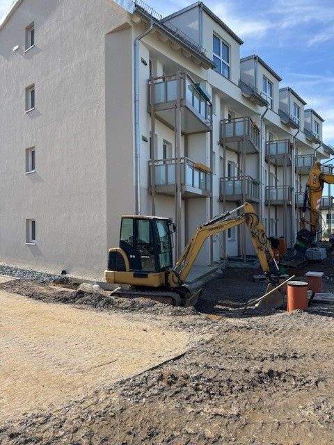 Hochwertige 2 Raumwohnung im Erstbezug mit Parkett, Balkon und Einbauküche, 1477 Arnsdorf
