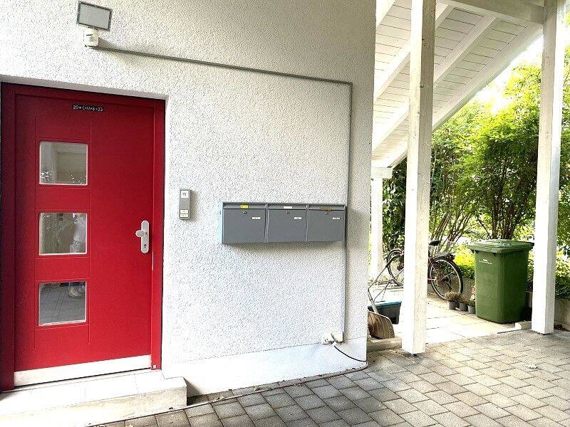 Freistehendes Ein-/ Zweifamilienhaus auf sonnigem Gartengrundstück mit viel Potenzial in Ottobrunn, 85521 Ottobrunn