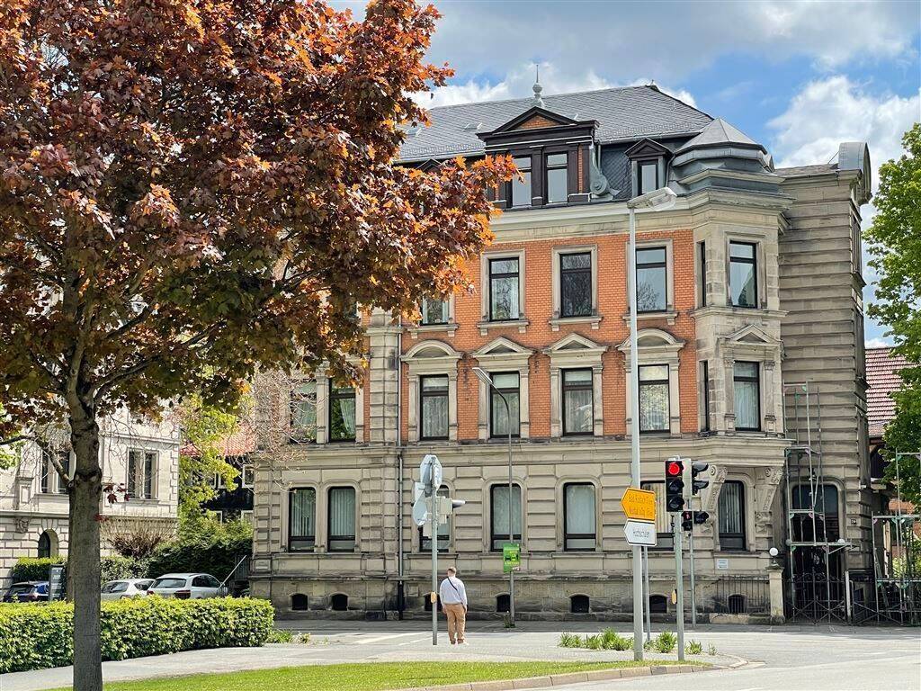 CO-CITY ** 6 Zi in Altbau-Stadthaus ** ca. 170 m² ** 2. OG ab sofort ** gerne Studenten **, 96450 Coburg