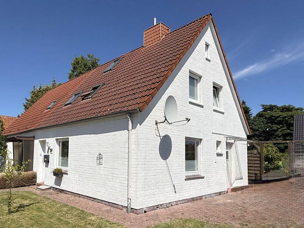Klein und Fein Doppelhaushälfte mit sonnigem Garten, 26441 Jever