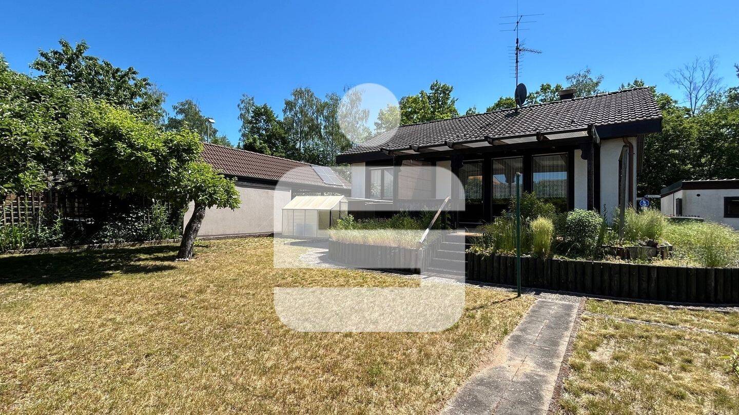 Ab sofort verfügbar!…EFH auf sonnigem Grundstück in Frauenaurach, 91056 Erlangen