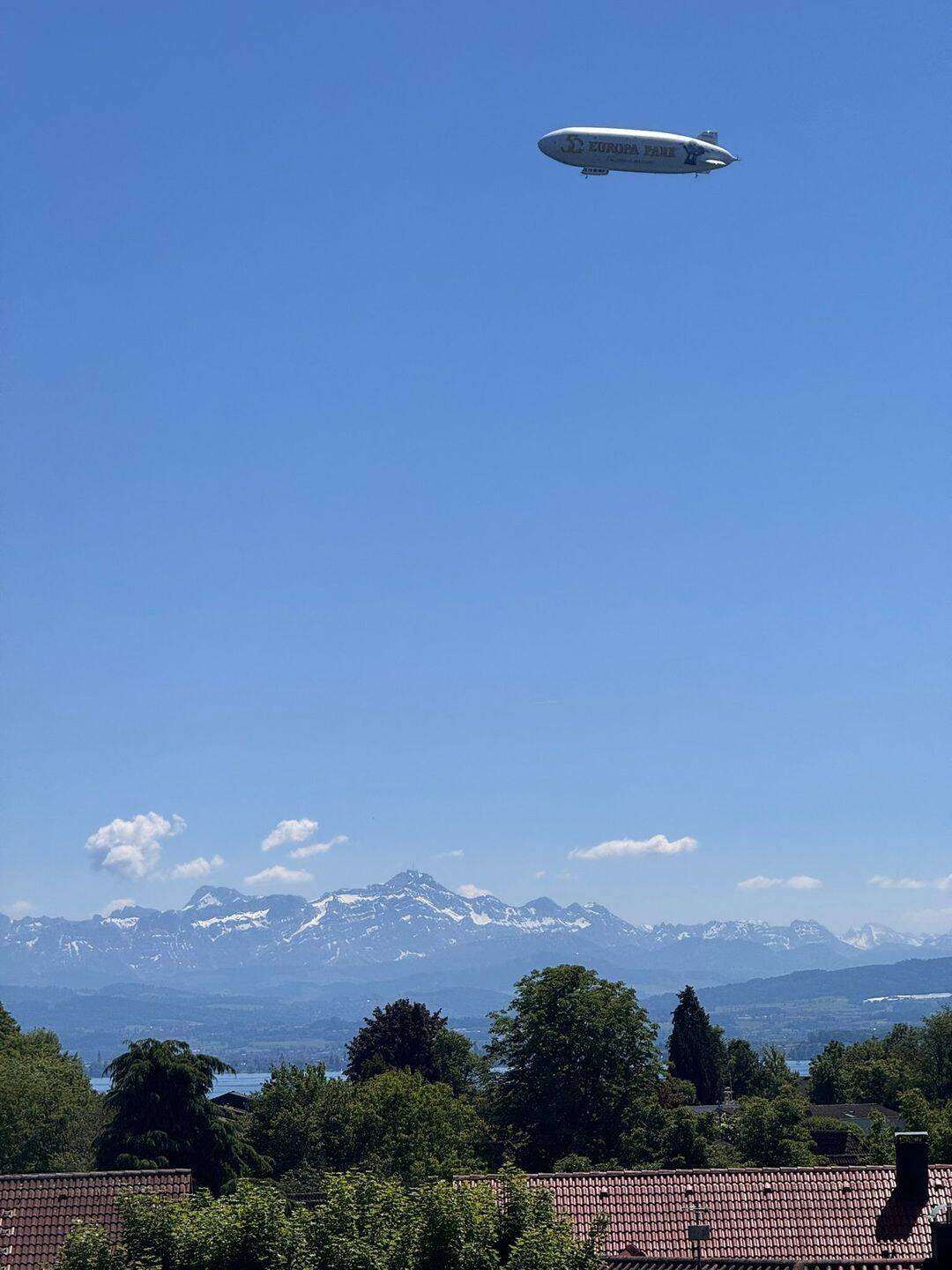 Großzügige 2,5-Zimmer-Wohnung mit Seeblick, zwei Balkonen und privater Sauna in Immenstaad am Bodensee, 88090 Immenstaad am Bodensee